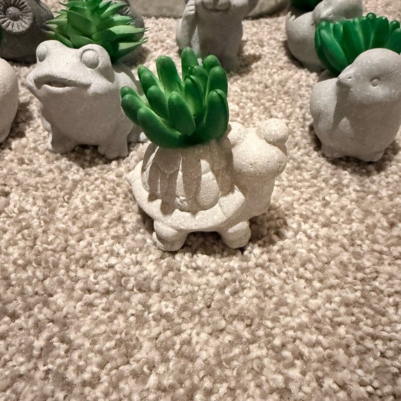 Gray and White Animal Succulent Planters - Picture 3 of 7